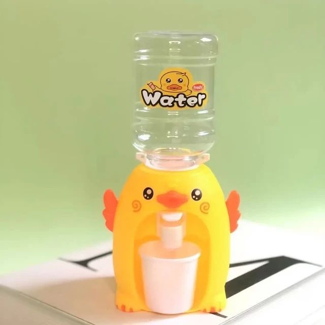 Mini Duck Water Dispenser Toy Drinking Fountain – Cute Yellow Duck Design with Realistic Water Flow, Battery Operated Kids Pretend Play Toy Gift with Cups for Boys and Girls, Age 3+