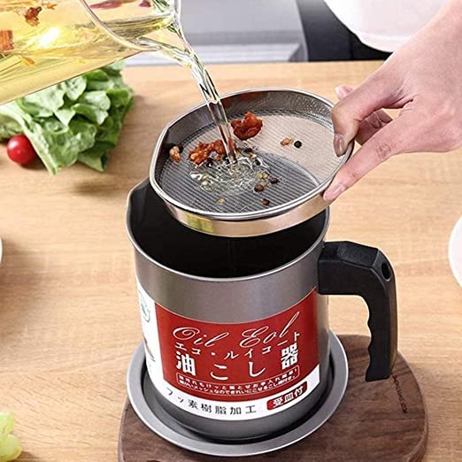 High Quality 1.4L Fryer Oil Filter Pot – Carbon Steel Oil Can with Stainless Steel Strainer Kitchen Storage Jug